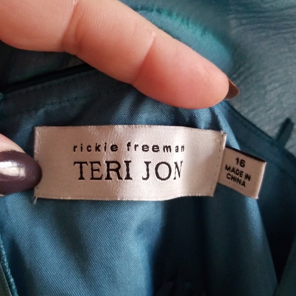 Terri Jon dress - Picture 4 of 8